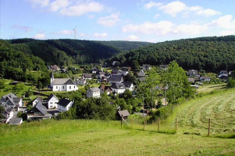 Ferienwohnung Rundumgruen Olpe Luaran gambar